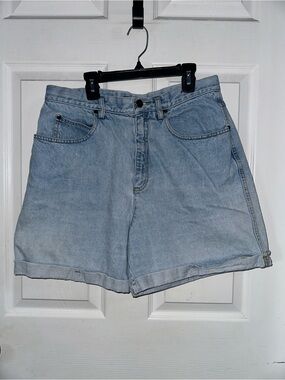 Vintage Lizwear Liz Claiborne Jean Shorts Size 14,